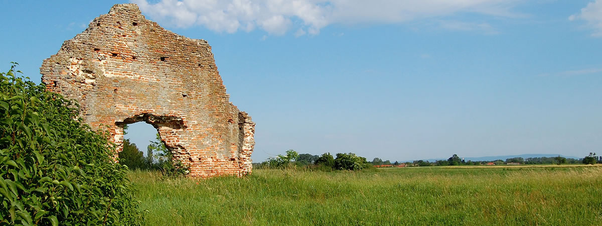 Varjaskéri templomrom